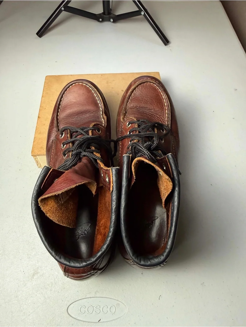 Red Wing 8146 Roughneck Brown Leather Moc Toe Vibram Chunky Sole Boots Sz 9 D